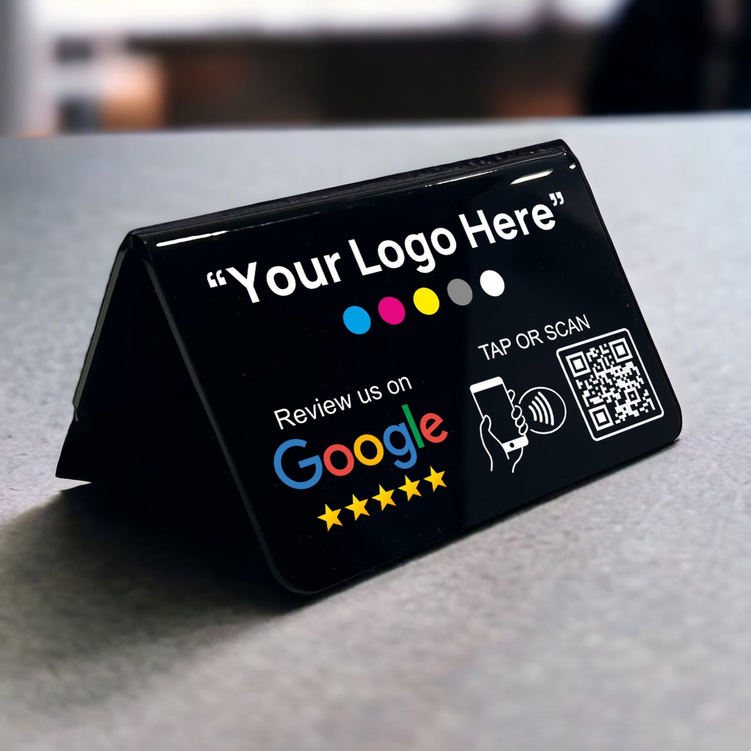 Smart-Tap, Google Review Table Talker V-Shape με το λογότυπό σας. Μαύρο