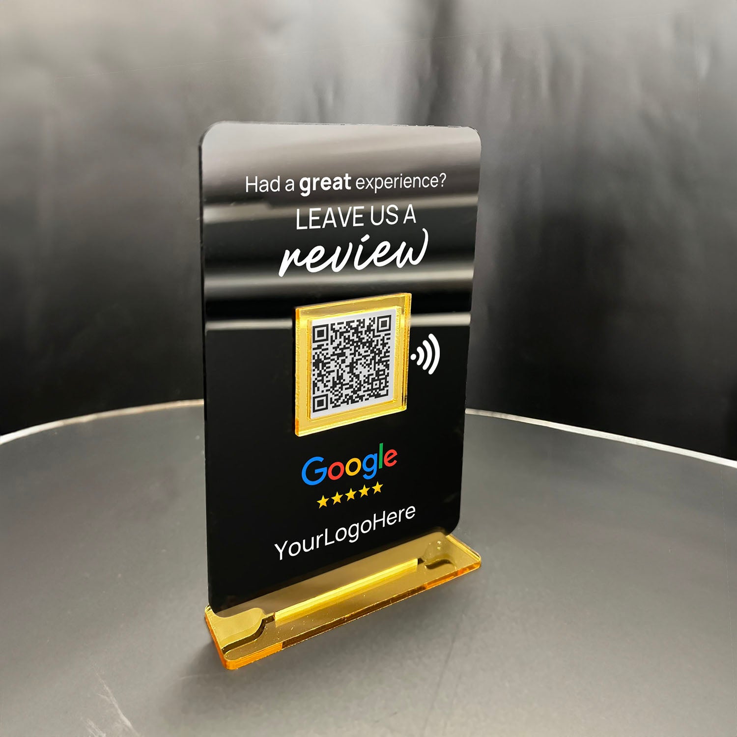 Smart-Tap, Google Review Table Talker T-Shape Small με το λογότυπό σας. Μαύρο με χρυσά διακοσμητικά